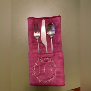 Elegant suede napkins with J+R embroidery